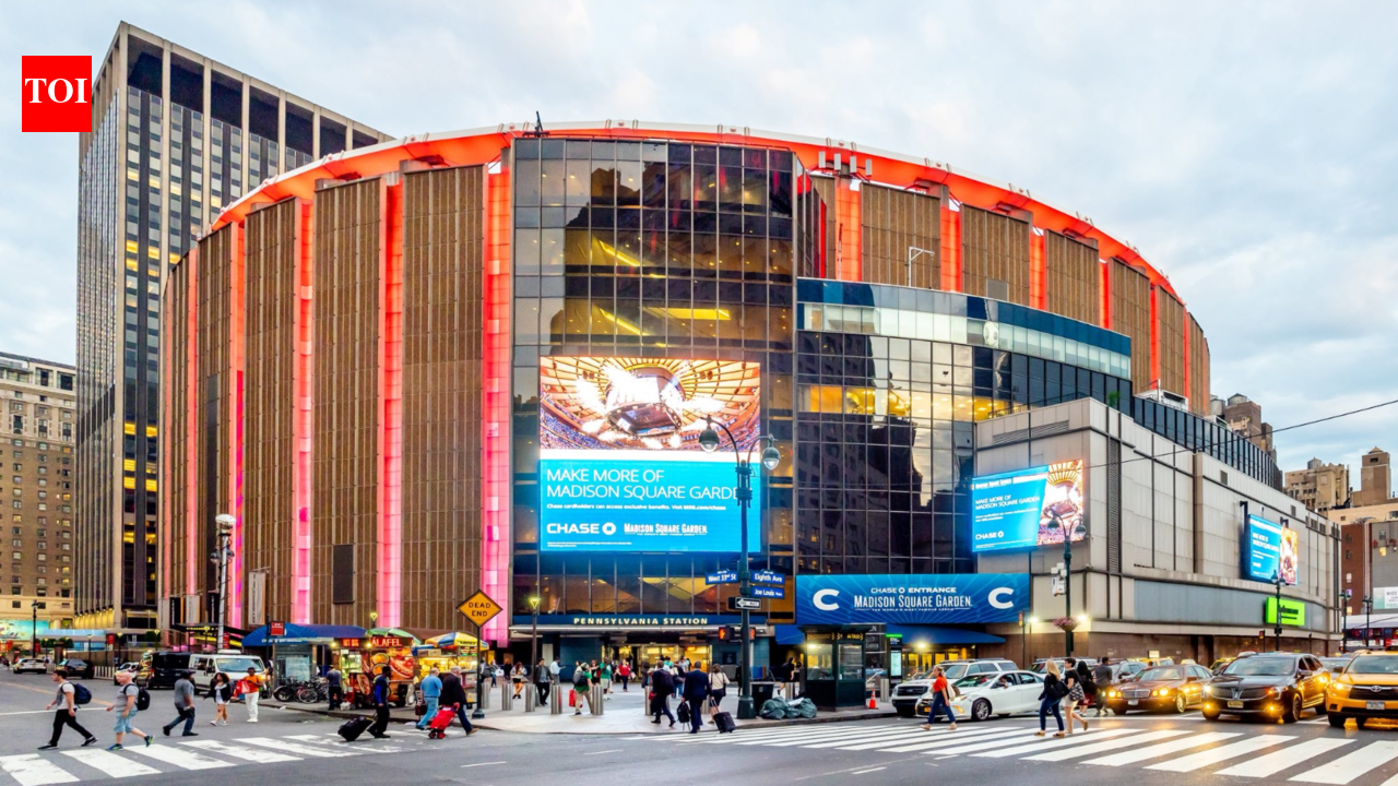 Why are Taylor Swift and Travis Kelce reportedly getting married at Madison Square Garden this July?