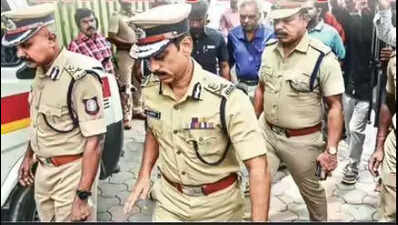 DGP warns action against cops who trouble complainants