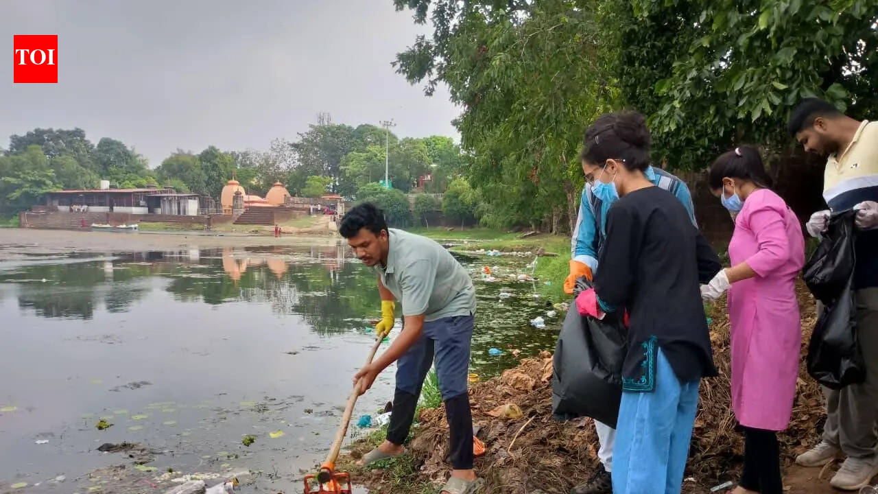 One man's mission to revive Bindusagar inspires many