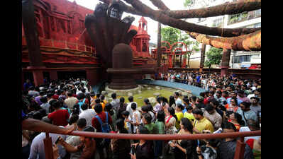 Theme, budget not yet finalized, Kolkata’s marquee Durga Pujas in deep trouble