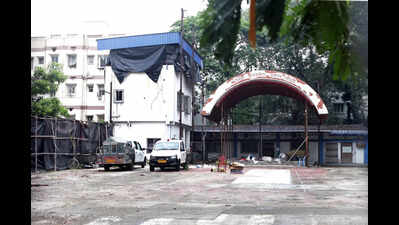 Day after mob fury, LIC files plaint to reclaim Suruchi Sangha land, puja fate under shadow