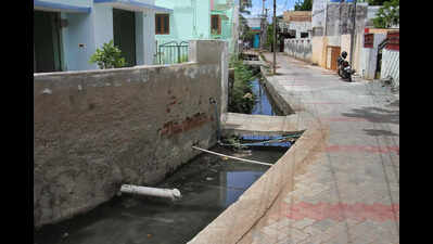 Open sewer poses threat to Madurai’s Thasildar Nagar residents