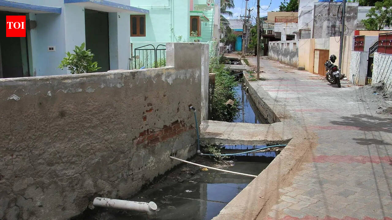 Open sewer poses threat to Madurai’s Thasildar Nagar residents