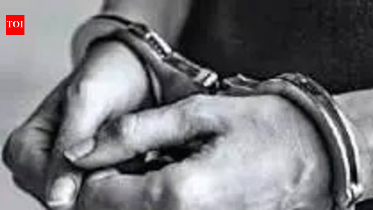Cyber fraud racket busted, three held for Rs 4.3 lakh scam