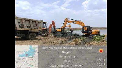 200 Tipper Trips Remove Water Hyacinth From Ambazari Lake, NMC Says Drive May Continue for Years