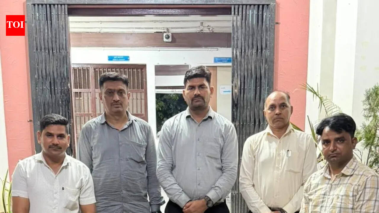 University gold medallist arrested for drugs smuggling