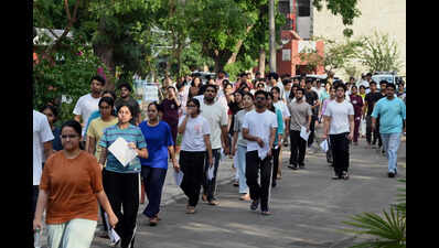 Medical aspirants in Chandigarh keeping focus amid mental fatigue.