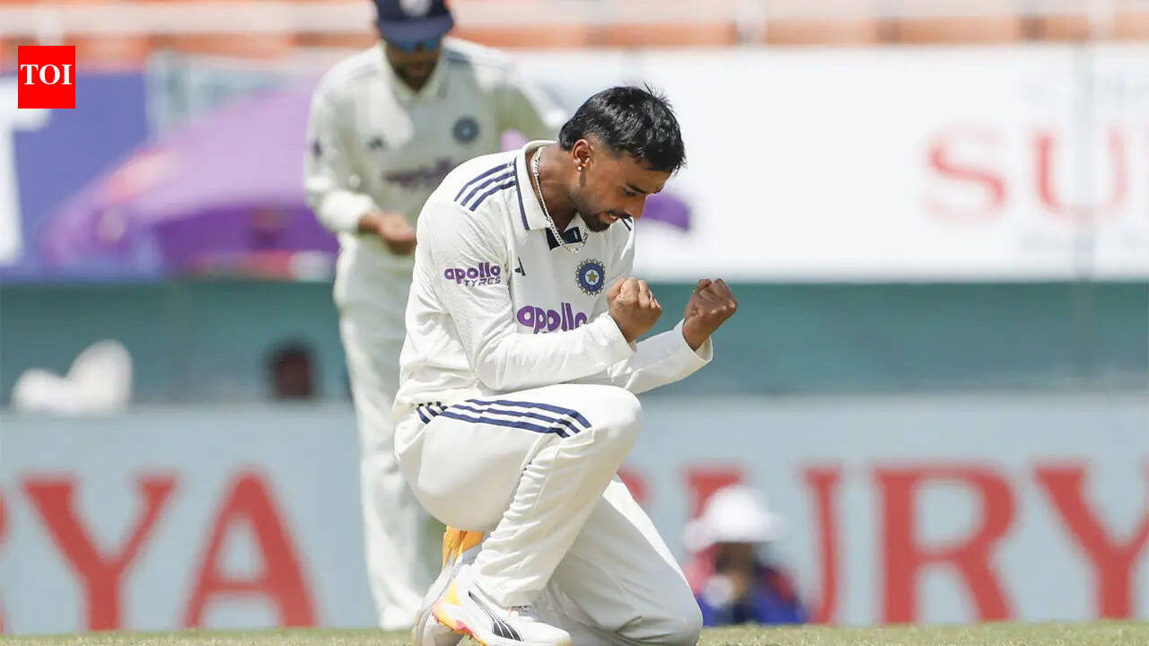 IND vs AFG Live: Manav Suthar, Prasidh Krishna rock Afghanistan with early strikes