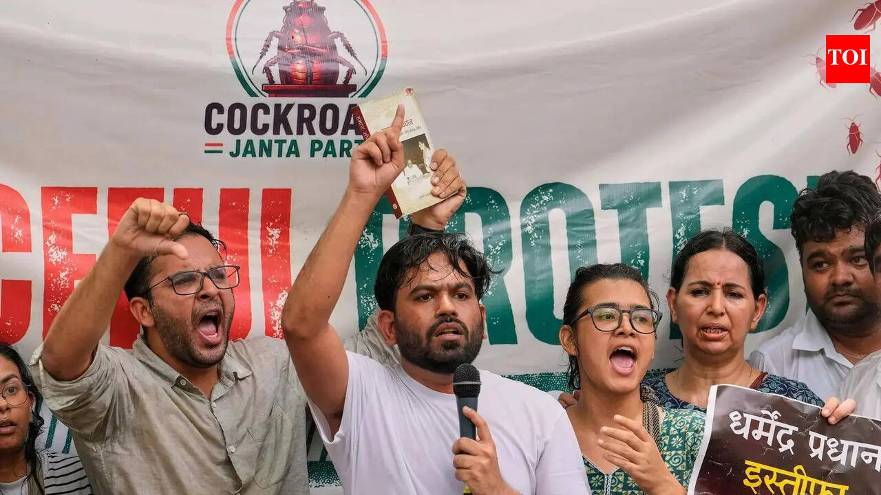 Trailer of what is coming next': CJP says 'cockroaches showed their  strength' in first protest demanding education minister's resignation |  India News - The Times of India