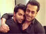 Varun praises Salman Khan for keeping it real