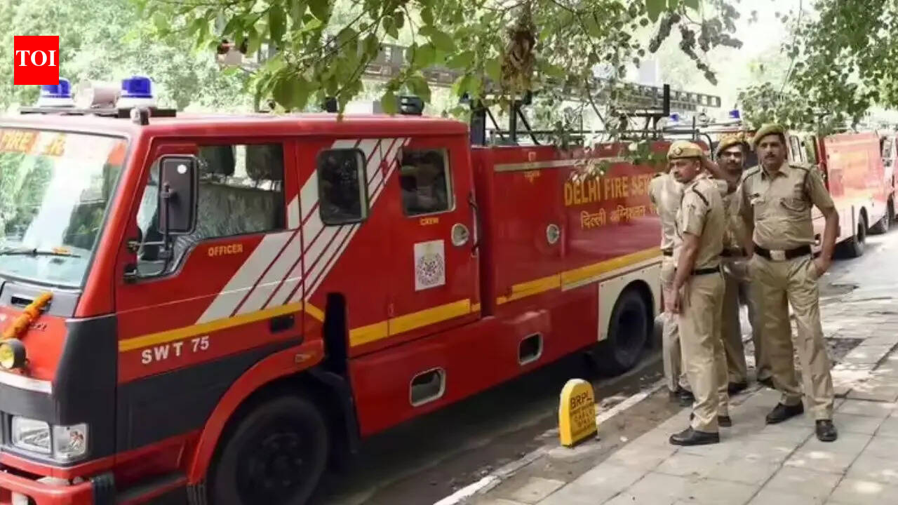 Several feared trapped as fire breaks out at house in Delhi's New Friends Colony