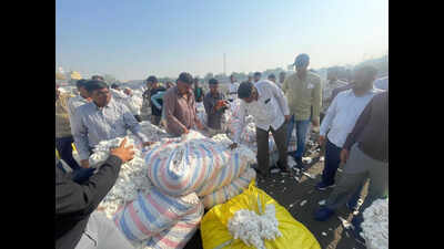 Import duty waiver on cotton to boost Gujarat textile sector competitiveness