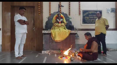 Puja to purify office after man’s suicide draws backlash