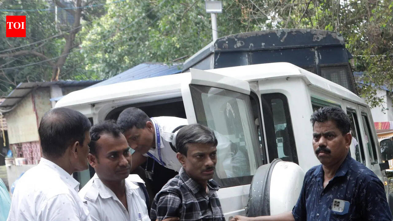 Trinamool College Street councillor joins Patuli representative in prison