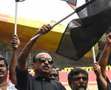 MDMK chief Vaiko detained during black flag protest against Tamil Nadu Governor over Thiruvalluvar saffron robe
