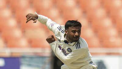ind-vs-afg-test-match-day-2.jpg
