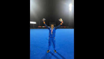 Jhansi’s 14-yr-old follows Dhyan Chand’s legacy, captains India to Asia Cup glory
