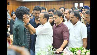 Kerala bids farewell to Salim Kumar