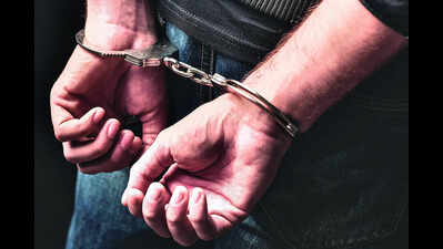 Duo held on charge of stealing silver crown from temple in Talegaon Dabhade