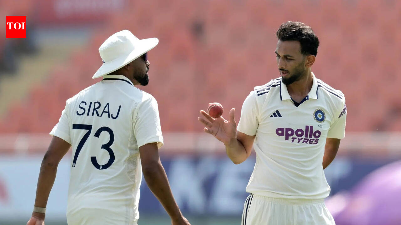 IND vs AFG Live: Prasidh Krishna strikes early, Afghanistan lose Azmatullah Omarzai