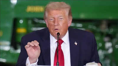  Donald Trump demands arsenic  Iran, Israel resume strikes 1st clip  station  April ceasefire