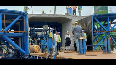 Majuli DC reviews Jorhat-Majuli bridge work, directs expedited construction