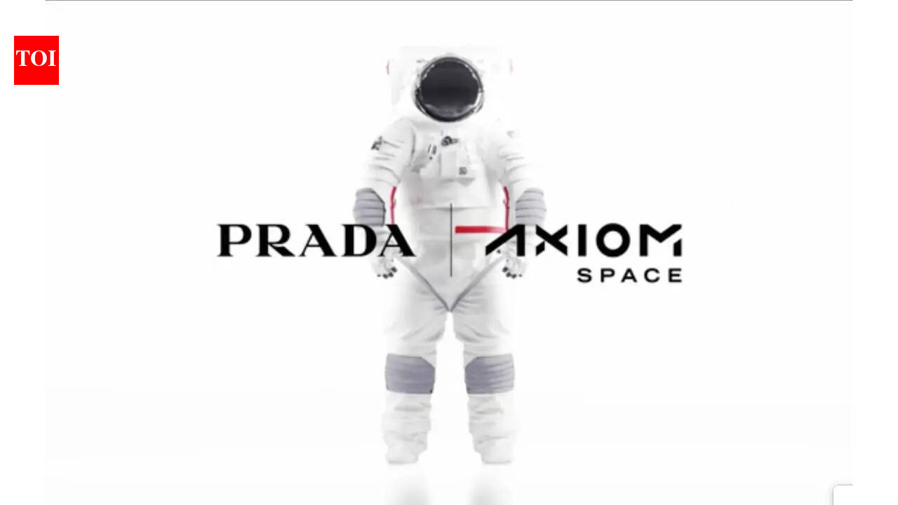 As Nasa gets ready for Moon, Lauren Sanchez's 'designer uniform' is back