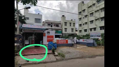 Bengaluru chicken shop owner booked for poisoning 2 dogs