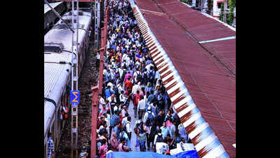 CSMT facing water tanker crisis, CR shifts supply operations to 3 other stations