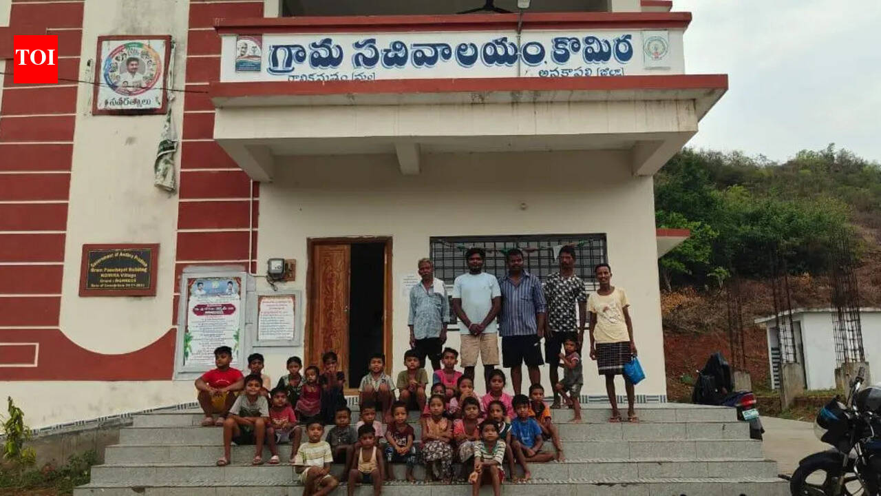 Komira villagers protest over dilapidated school building