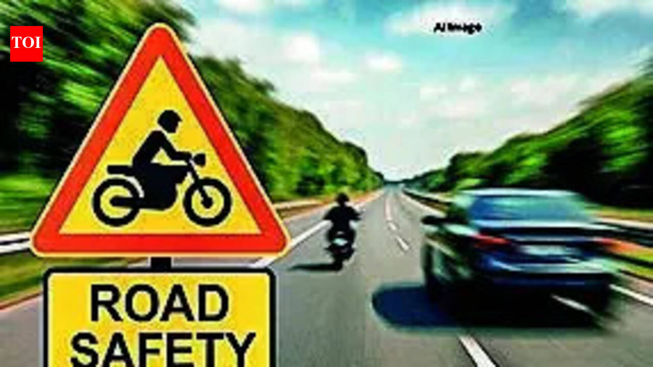 Major tragedy averted as RTC bus overturns in Krishna district