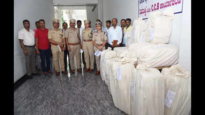 Police seize 280 kg ganja, bust major drug racket