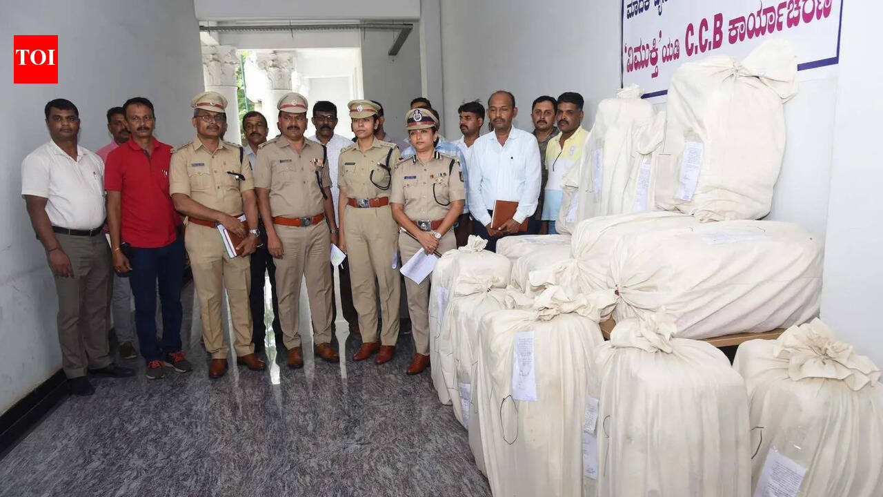 Police seize 280 kg ganja, bust major drug racket