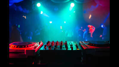 Mumbai police rule out drug angle in NSCI Dome music event death, suspect law graduate may have suffered  cardiac arrest