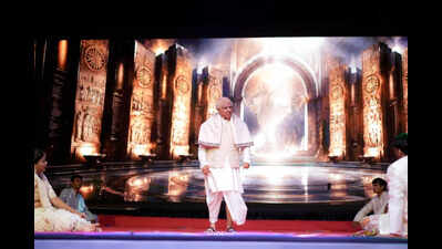Broadway-style show Asardar Patidar premieres in Rajkot