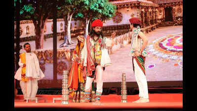 Broadway-style show Asardar Patidar premieres in Rajkot