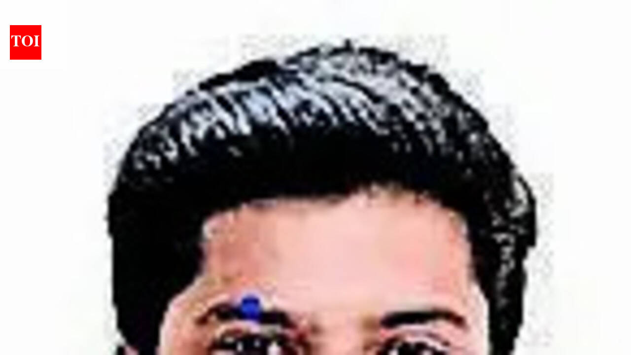 Minister offers regret after AIADMK MLA’s name omitted from temple event