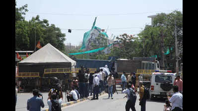 With mobile internet suspended, JDA razes five religious structures