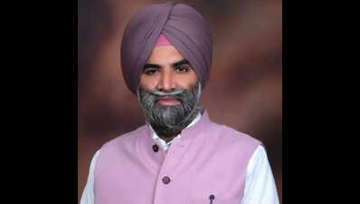 AAP mayor pick today amid internal tussle