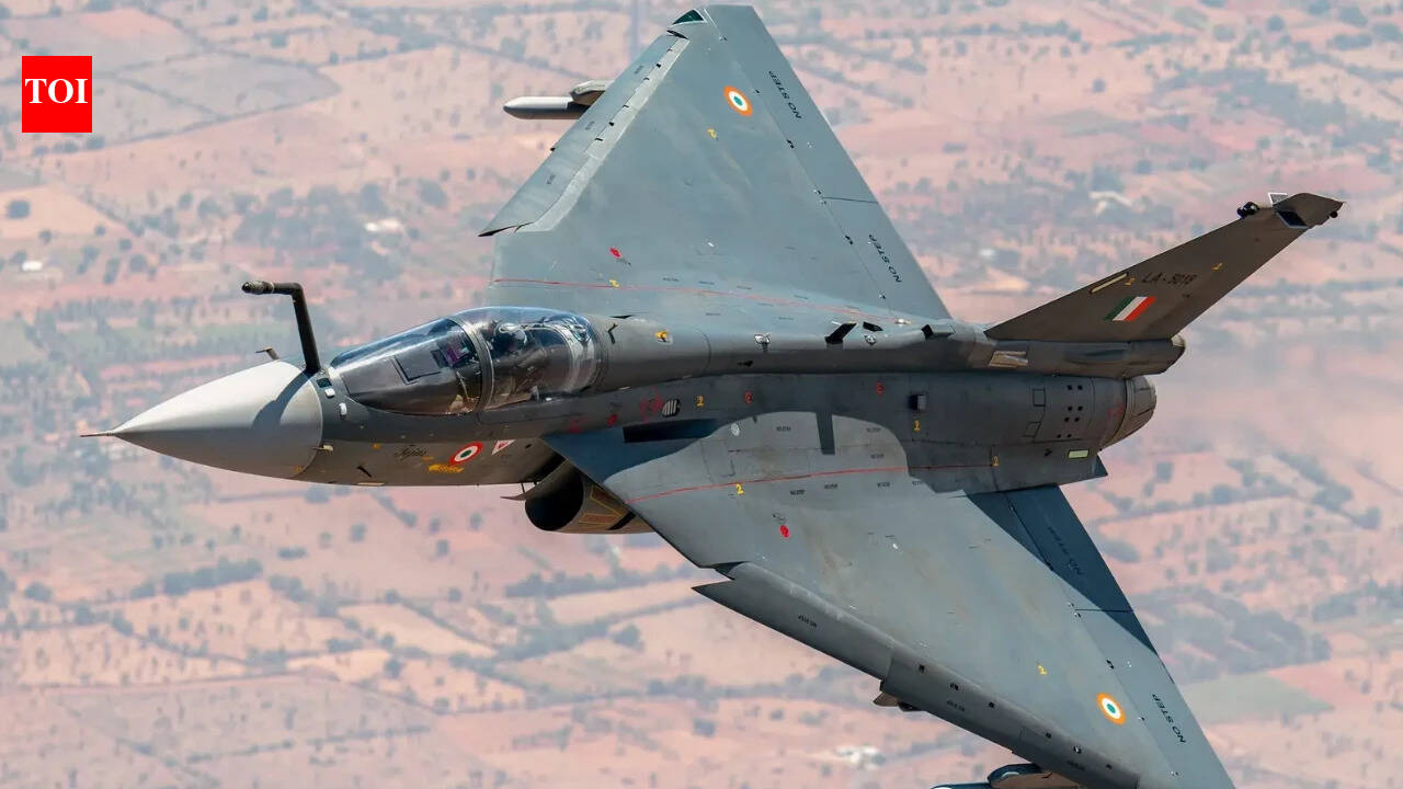 Defence ministry looking at ‘penalties on HAL’ for delays in delivery of Tejas jets