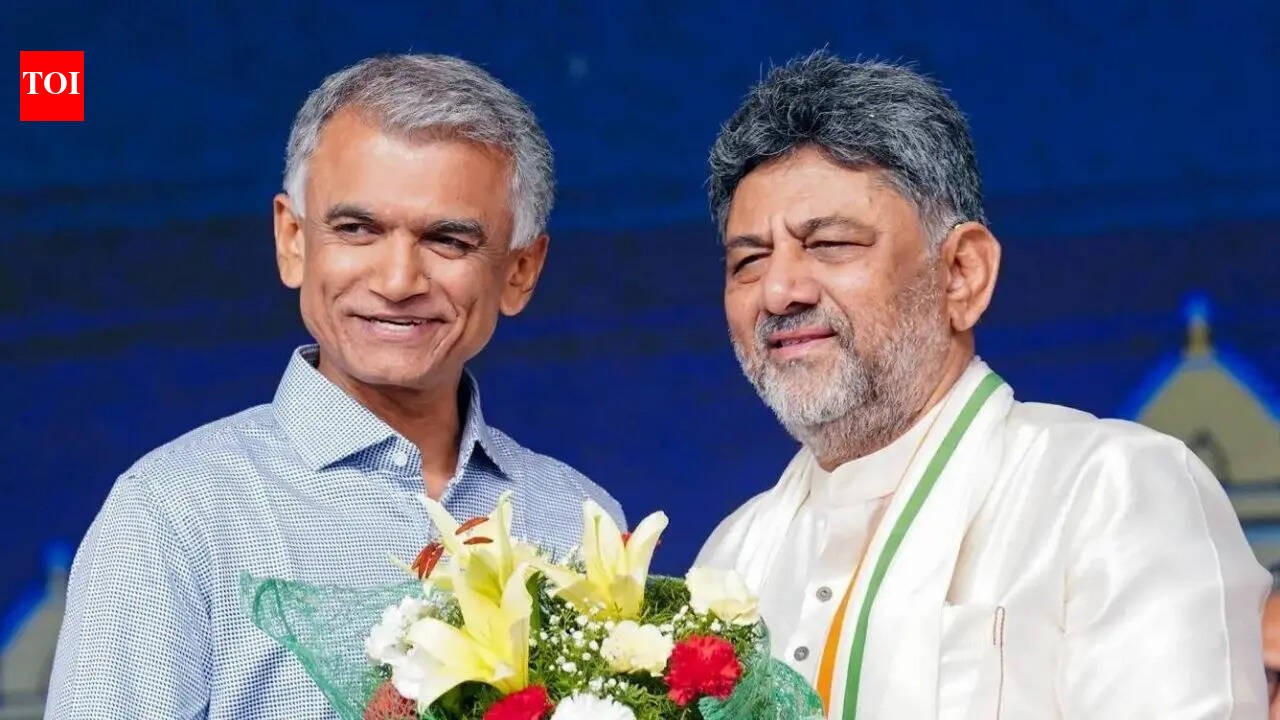Dk Shivakumar: More headache for DK Shivakumar as miffed mantri Byre Gowda refuses to take charge | Bengaluru News - The Times of India