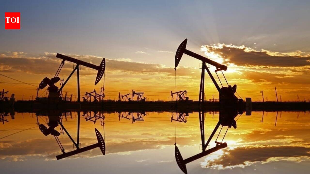 Oil prices ease as Iran and Israel pause attacks; Brent, WTI retreat from recent highs