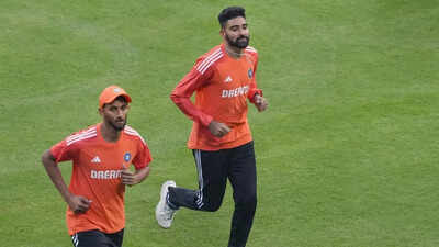 mohammed-siraj-and-prasidh-krishna-pti-photo.jpg