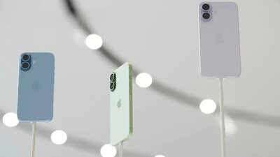 Birth rate in US is falling, and a new research paper links it to iPhones; says: Effects imply that diffusion of iPhone deepened decline in …