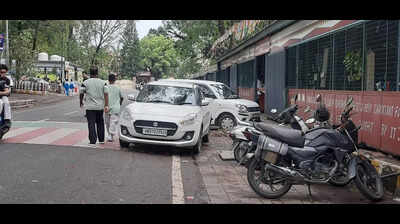 Govt parking lots lie vacant as roadside parking chokes Dehradun