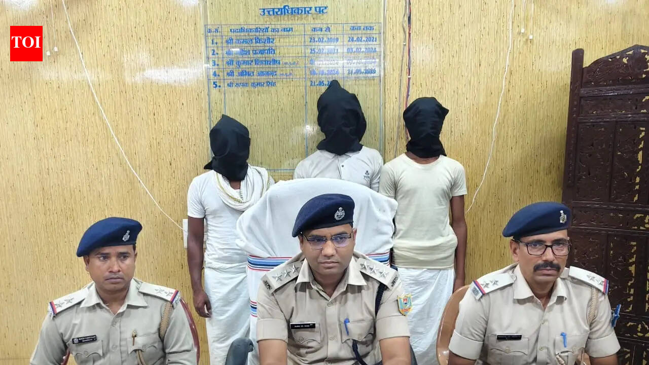 3 Bihar men held for duping woman of gold jewellery in Hazaribag