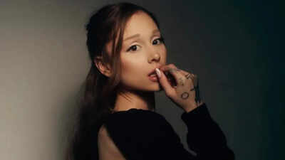 Song lyrics of the day by Ariana Grande: ‘I used to think you were the medicine, but you were just code blue’