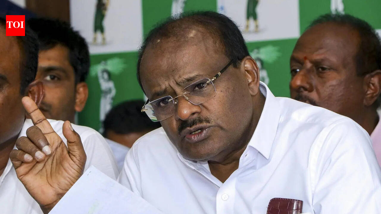 Kumaraswamy accuses Congress of creating rifts in BJP-JD(S) alliance