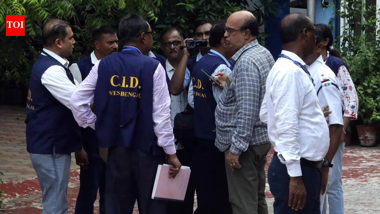 Kalighat neighbours in shock after CID boots march into ex-CM’s home