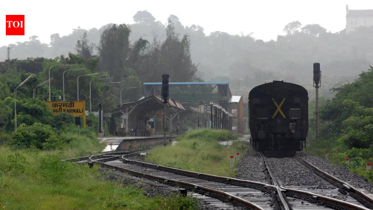 Konkan Railway steps up monsoon safety with night patrols, round-the-clock watchmen